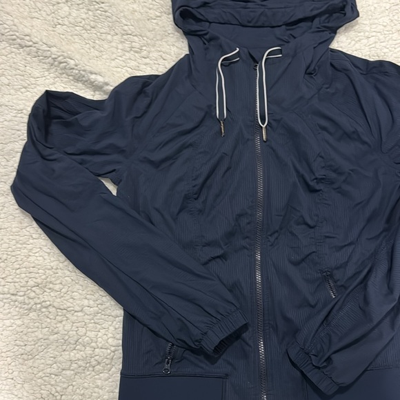 Lululemon Double Lined Navy Hooded Jacket - Picture 2 of 5